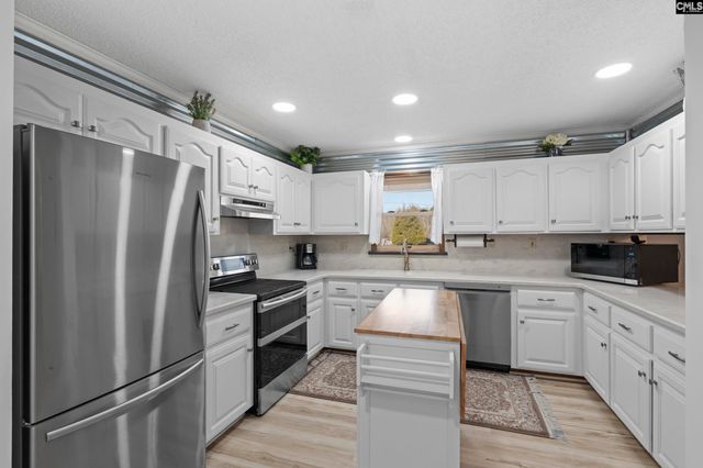 24 Victoria Road, Lugoff, SC 29078