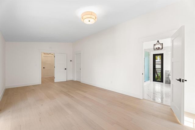 257 E Lakewood Road, West Palm Beach, FL 33405