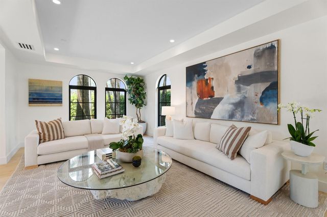 257 E Lakewood Road, West Palm Beach, FL 33405