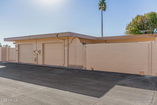 13219 N 99th Drive, Sun City, AZ 85351