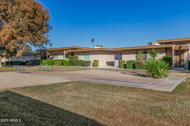 13219 N 99th Drive, Sun City, AZ 85351