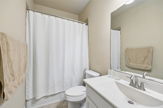 804 Duckett Drive, Euless, TX 76039