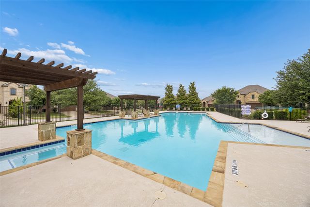 804 Duckett Drive, Euless, TX 76039