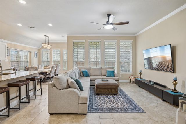 804 Duckett Drive, Euless, TX 76039