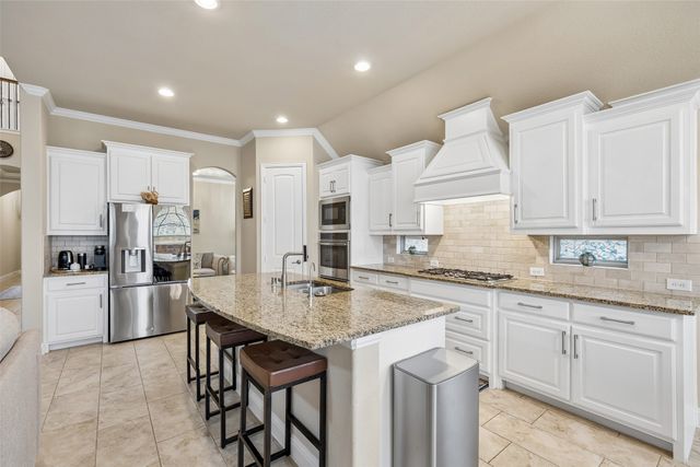 804 Duckett Drive, Euless, TX 76039