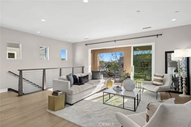 217 Cultivate, Irvine, CA 92618