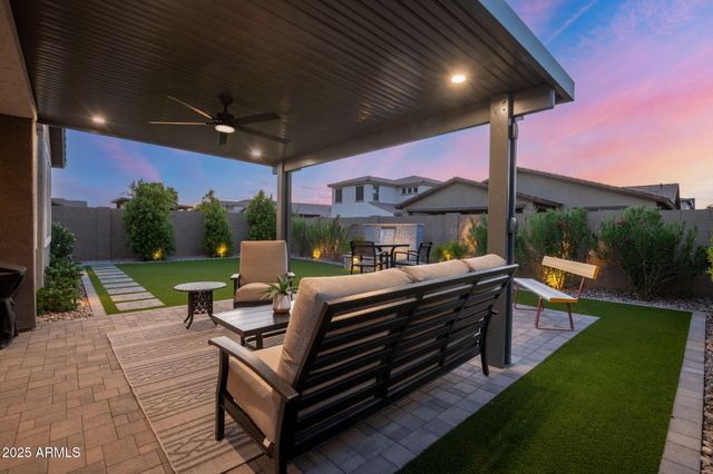 9638 E SPIRAL Avenue, Mesa, AZ 85212