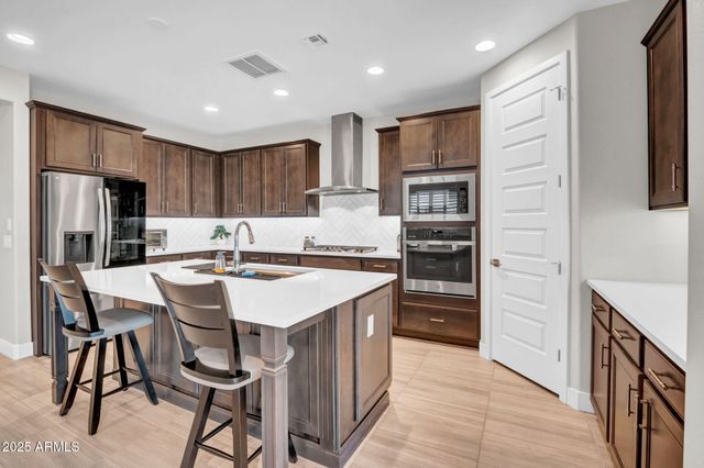 9638 E SPIRAL Avenue, Mesa, AZ 85212