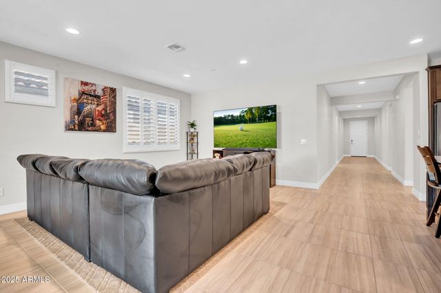 9638 E SPIRAL Avenue, Mesa, AZ 85212