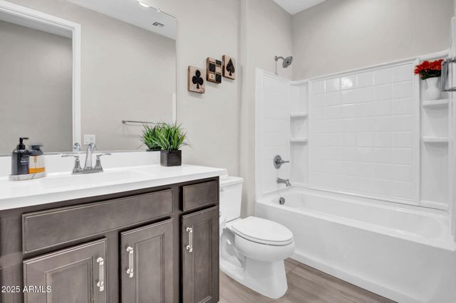 9638 E SPIRAL Avenue, Mesa, AZ 85212