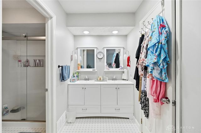 7704 John Hancock Lane, Washington Twp, OH 45459