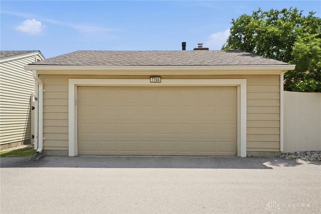 7704 John Hancock Lane, Washington Twp, OH 45459