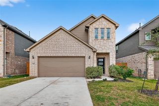 7454 Sunlit Harbor Drive, Cypress, TX 77433