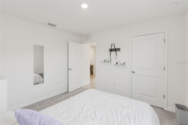 2114 NW 246TH TERRACE, Newberry, FL 32669