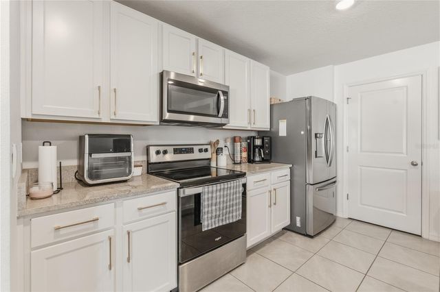 2114 NW 246TH TERRACE, Newberry, FL 32669