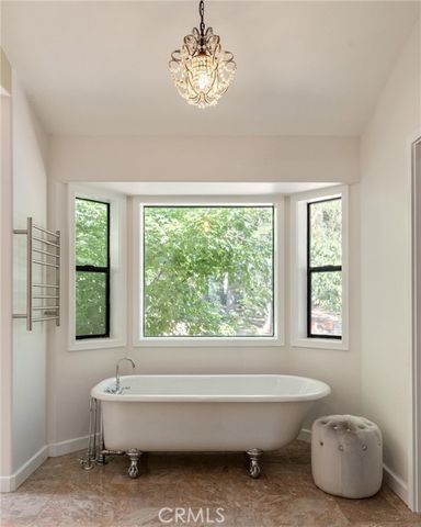 170 Woodhaven Drive, Chico, CA 95973