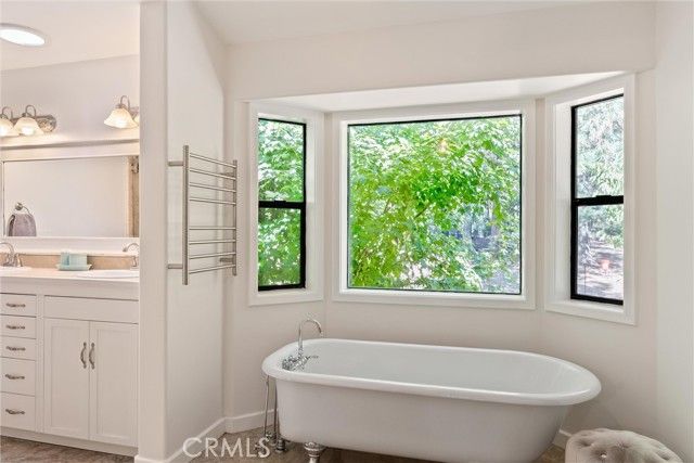 170 Woodhaven Drive, Chico, CA 95973