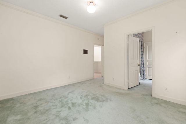 9 Farther Point, Houston, TX 77024
