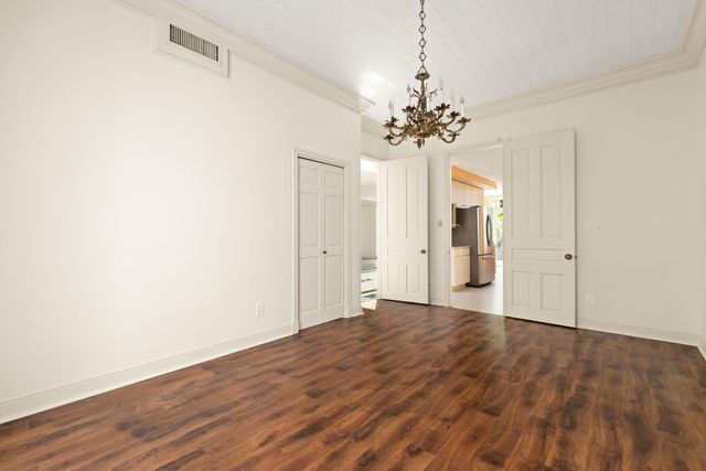 9 Farther Point, Houston, TX 77024