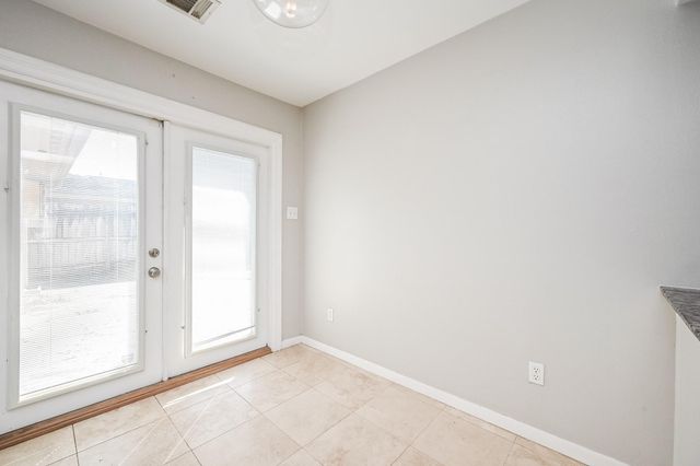 6555 Grovewood Lane, Houston, TX 77008