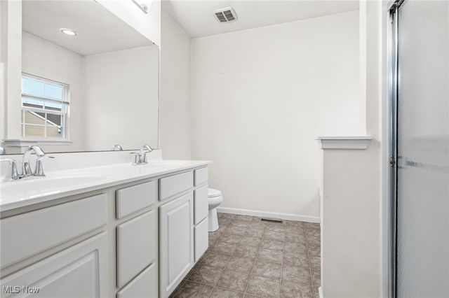 7606 Knollridge Avenue NE, Canton, OH 44721