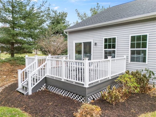 7606 Knollridge Avenue NE, Canton, OH 44721