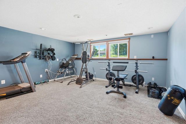1604 W 131st Street, Burnsville, MN 55337