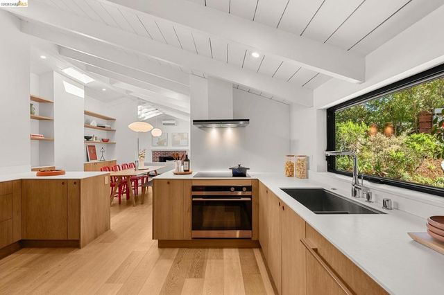 655 Vistamont Avenue, Berkeley, CA 94708