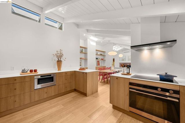 655 Vistamont Avenue, Berkeley, CA 94708