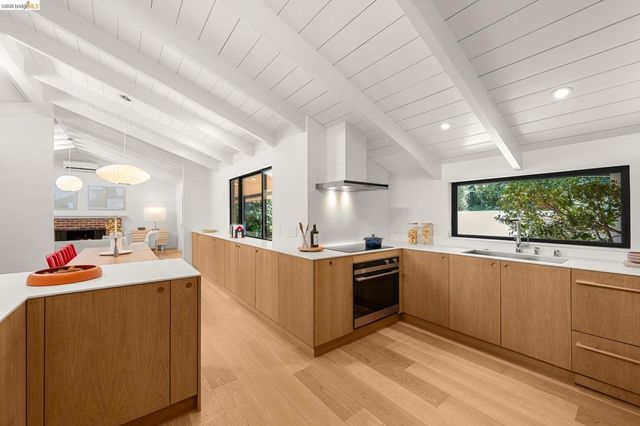 655 Vistamont Avenue, Berkeley, CA 94708