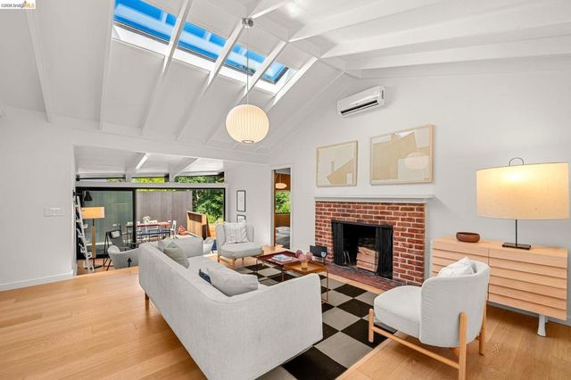 655 Vistamont Avenue, Berkeley, CA 94708