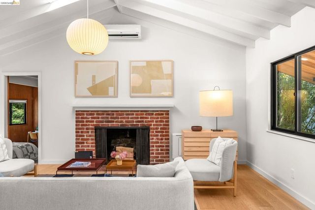 655 Vistamont Avenue, Berkeley, CA 94708