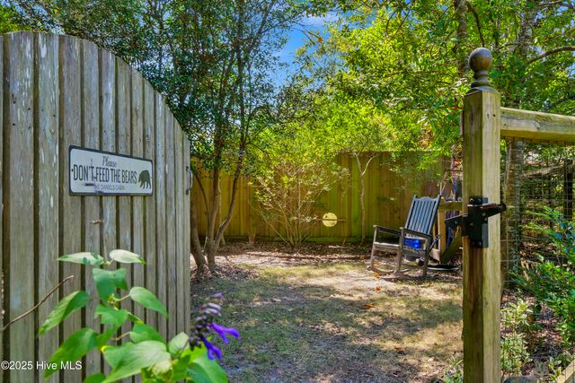 115 Dolphin Drive, Hampstead, NC 28443
