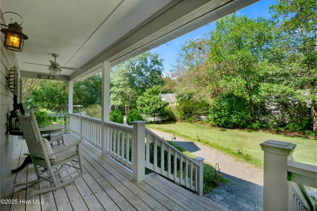 115 Dolphin Drive, Hampstead, NC 28443