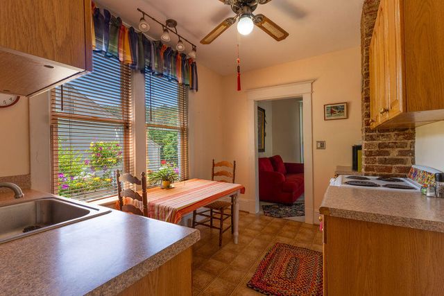 1121 Kerns AVE SW, Roanoke, VA 24015