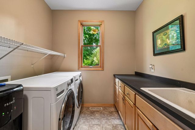 830 Fox Path Court, Medina, MN 55340