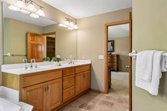 830 Fox Path Court, Medina, MN 55340