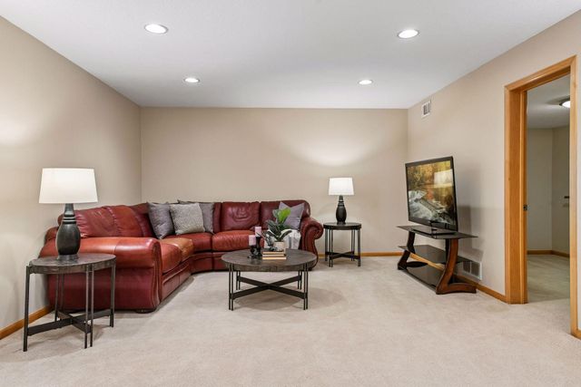 830 Fox Path Court, Medina, MN 55340