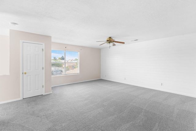 7106 Raleigh Hills Drive NE, Rio Rancho, NM 87144