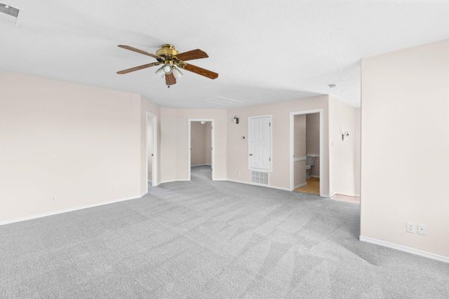 7106 Raleigh Hills Drive NE, Rio Rancho, NM 87144