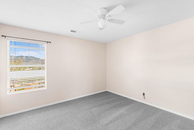 7106 Raleigh Hills Drive NE, Rio Rancho, NM 87144