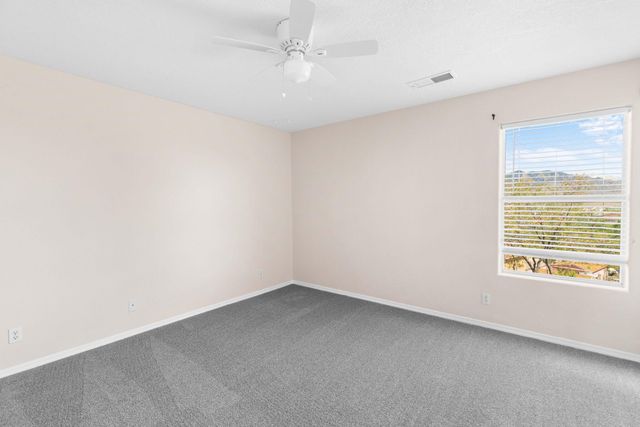 7106 Raleigh Hills Drive NE, Rio Rancho, NM 87144