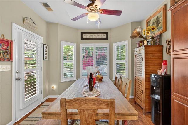 2007 Ashcroft Avenue, Clovis, CA 93611