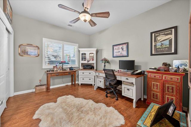 2007 Ashcroft Avenue, Clovis, CA 93611