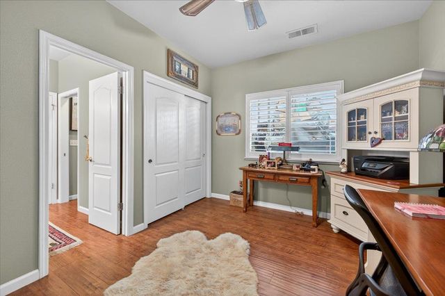 2007 Ashcroft Avenue, Clovis, CA 93611