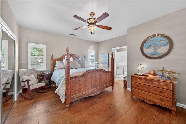 2007 Ashcroft Avenue, Clovis, CA 93611