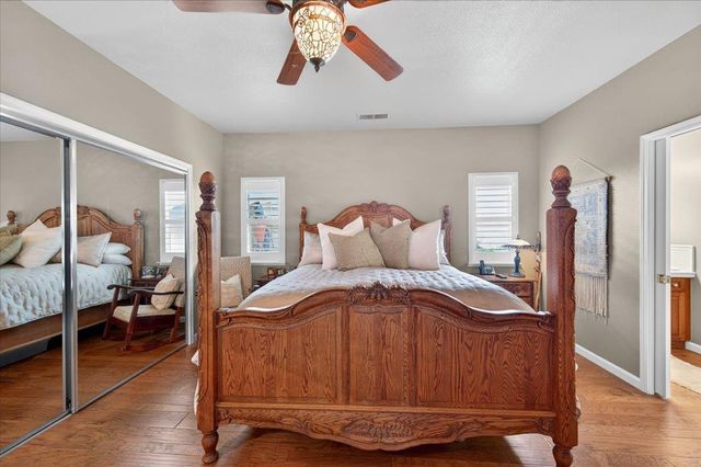 2007 Ashcroft Avenue, Clovis, CA 93611