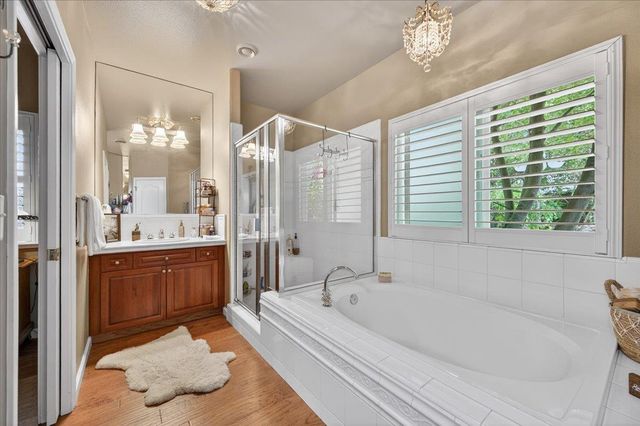 2007 Ashcroft Avenue, Clovis, CA 93611