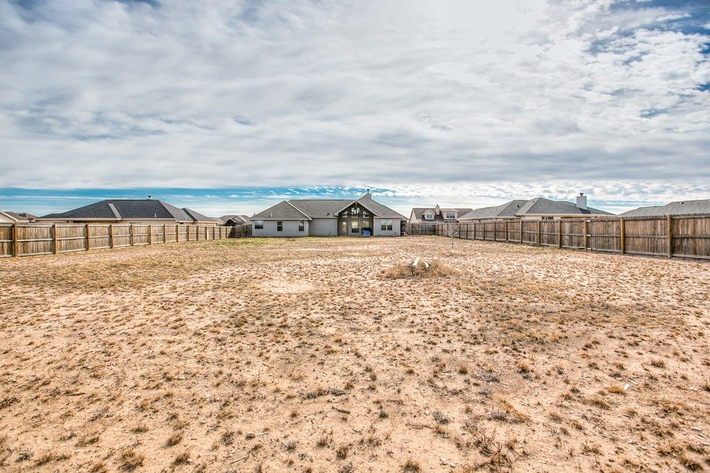 Image 27 of property listing at 9020 Chital Court, San Angelo, TX 76901