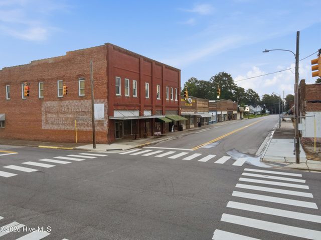 3400 S Jefferson Street, Fountain, NC 27829